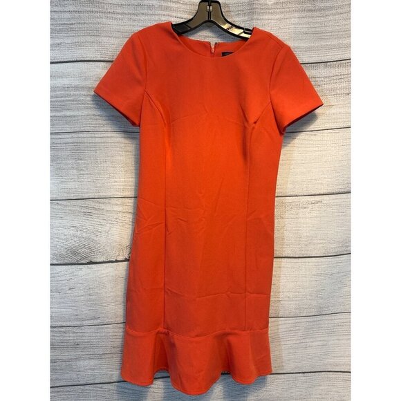 Ann Taylor Short Sleeve Ruffle Bottom Dress Size 4 - Picture 1 of 5